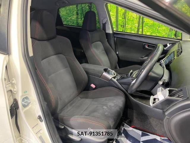 Toyota PRIUS 2013-11 281759-7