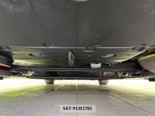 Toyota PRIUS 2013-11 281759-18
