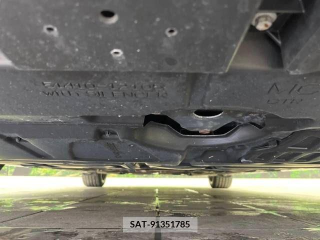 Toyota PRIUS 2013-11 281759-19