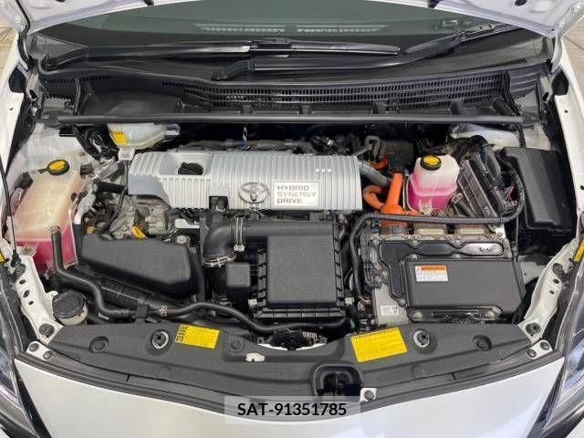 Toyota PRIUS 2013-11 281759-17