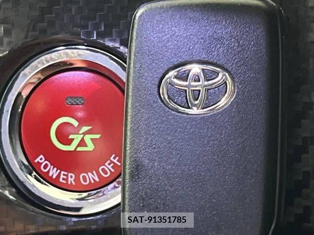 Toyota PRIUS 2013-11 281759-4