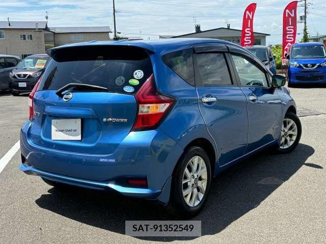 Nissan NOTE 2019-07 365435-1