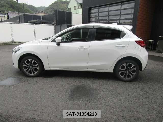 Mazda DEMIO 2015-01 202771-8