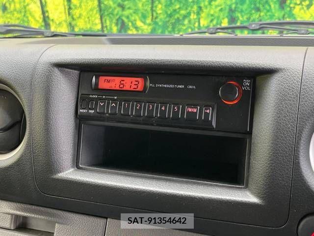 Nissan NV350 Caravan 2016-07 317428-7