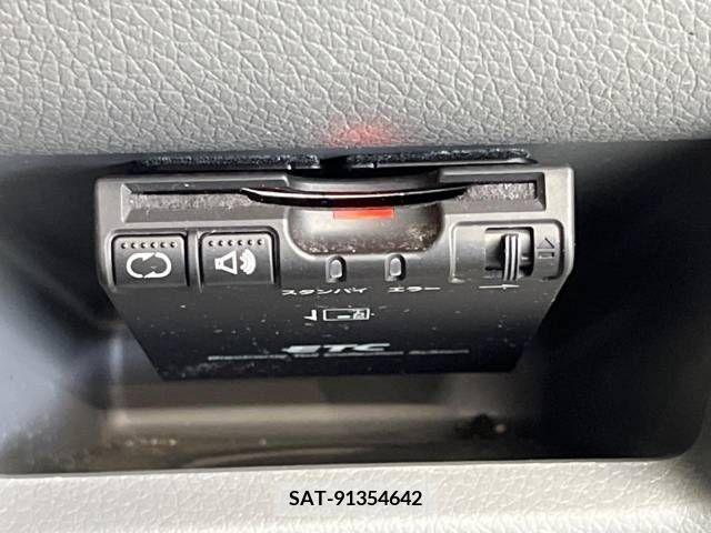 Nissan NV350 Caravan 2016-07 317428-5