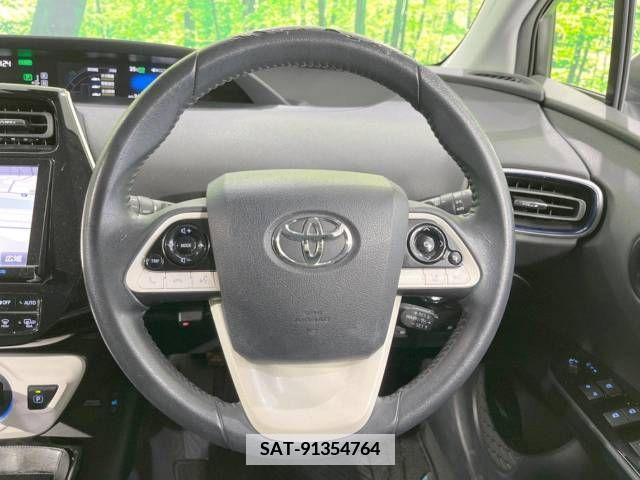 Toyota PRIUS 2016-06 346497-13