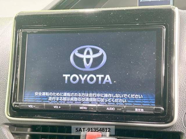 Toyota NOAH 2016-11 392814-3