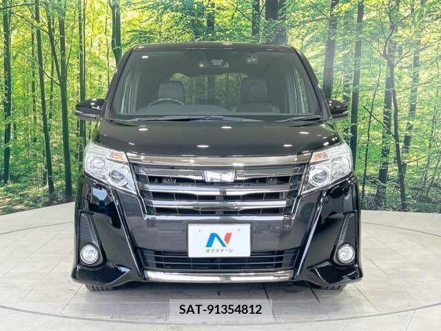 Toyota NOAH 2016-11 392814-14