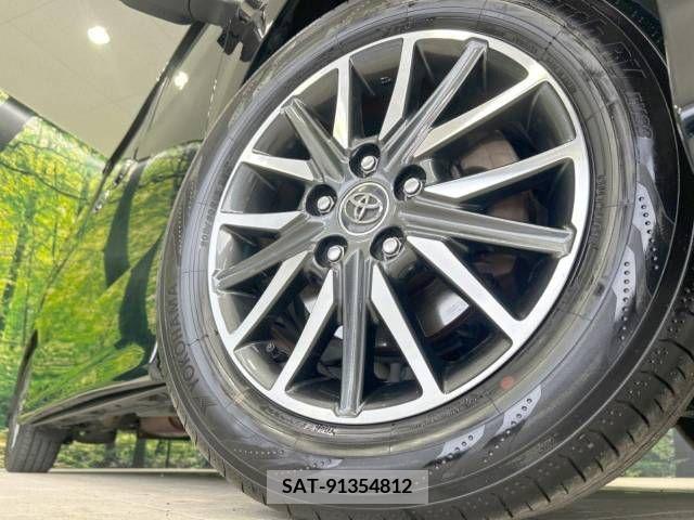 Toyota NOAH 2016-11 392814-13