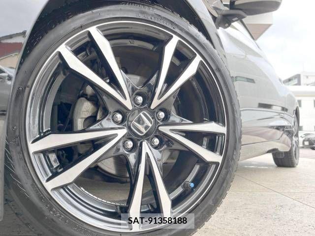 Honda CR-Z 2013-03 295386-13