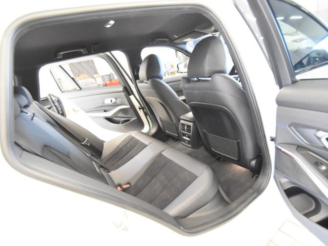 Bmw 3 SERIES 2021-03 193415-17