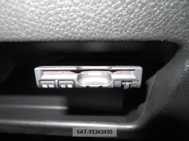 Suzuki SPACIA 2023-10 381575-16