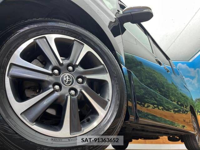 Toyota VOXY 2018-03 321713-13