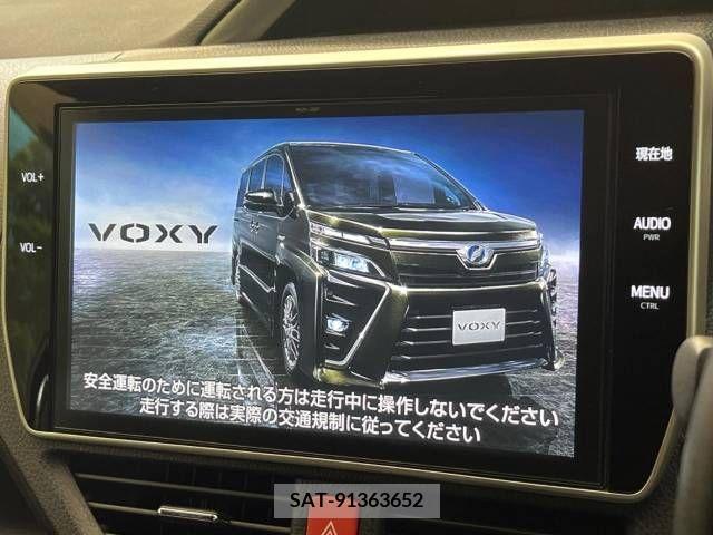 Toyota VOXY 2018-03 321713-2