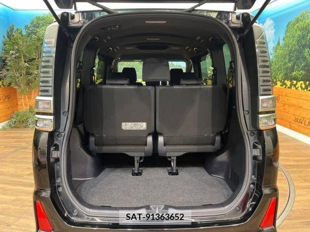 Toyota VOXY 2018-03 321713-10