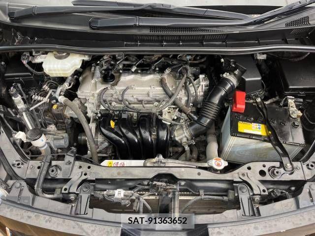 Toyota VOXY 2018-03 321713-18