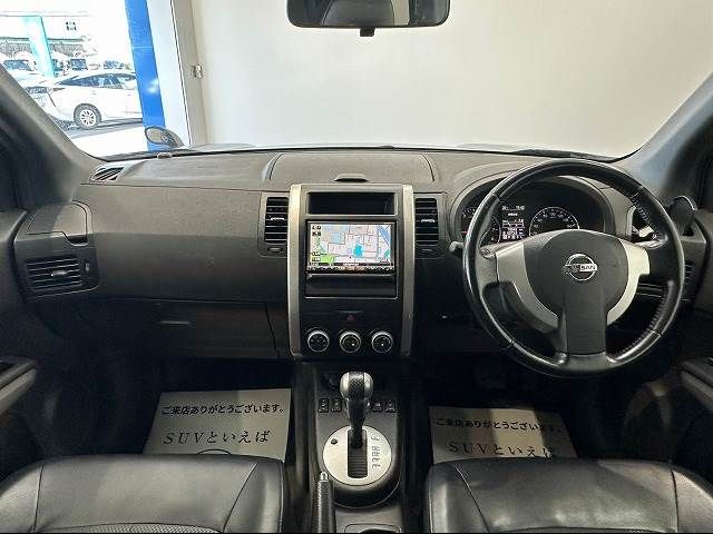 Nissan X-TRAIL 2011-01 25143-1