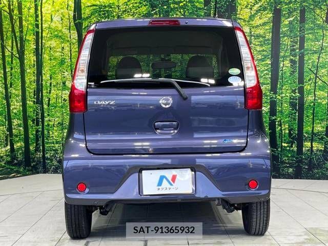 Nissan DAYZ 2014-10 353621-14