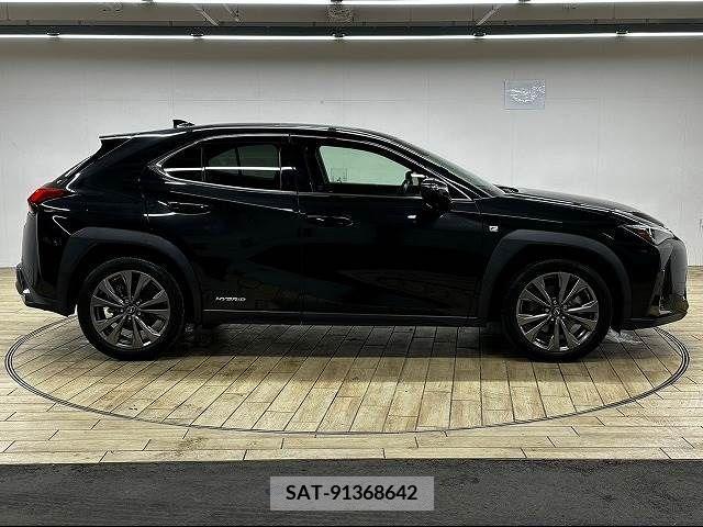 Lexus UX 2018-12 225553-17