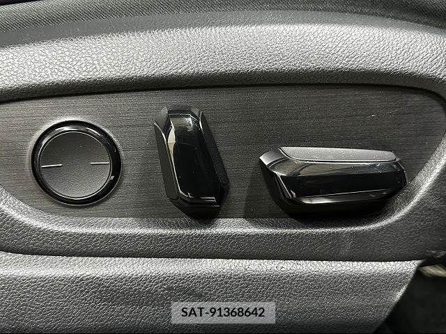 Lexus UX 2018-12 225553-6