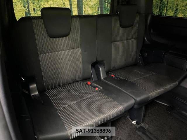 Toyota VOXY 2017-12 395001-10