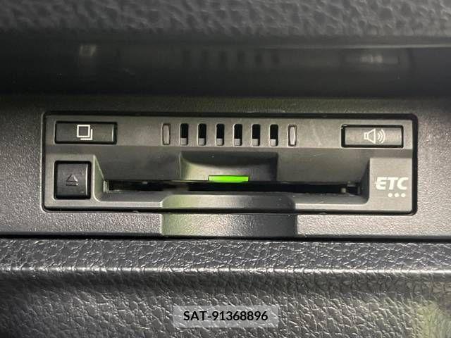 Toyota VOXY 2017-12 395001-7