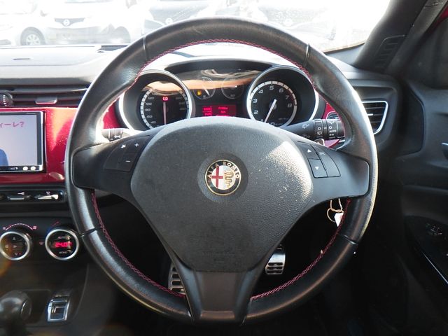 ALFA ROMEO GIULIETTA 2013-12 191895-12