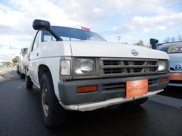Nissan DATSUN TRUCK 1995-04 17058-16