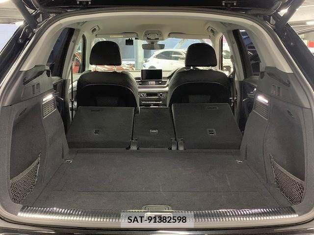 Audi Q5 2019-02 318009-6