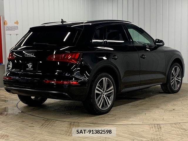 Audi Q5 2019-02 318009-15