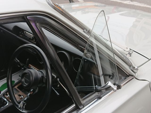 Nissan SKYLINE 1971-10 695-10