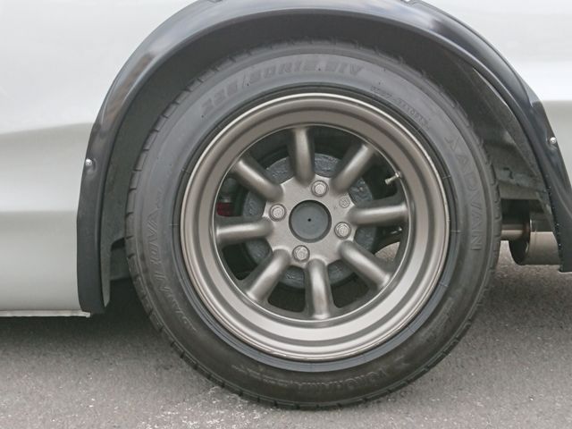 Nissan SKYLINE 1971-10 695-21