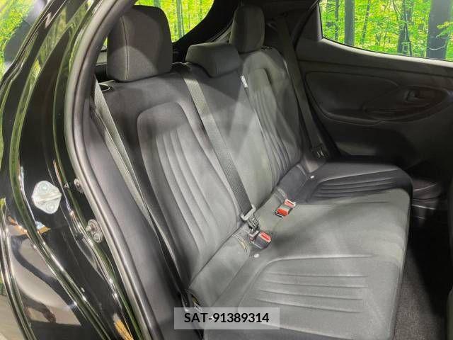 Toyota YARIS 2022-05 371478-9