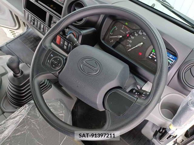 Hino DUTRO 2023-08 268684-19