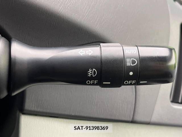 Toyota PRIUS 2011-05 328212-7