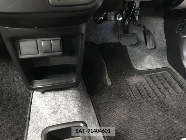 Suzuki ALTO 2018-06 395580-17