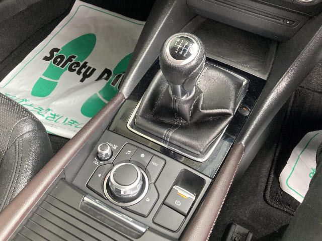 Mazda AXELA SPORT 2016-12 11970-6