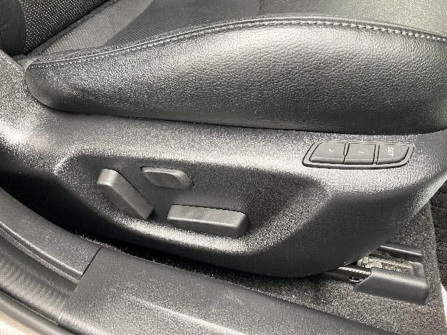 Mazda AXELA SPORT 2016-12 11970-15