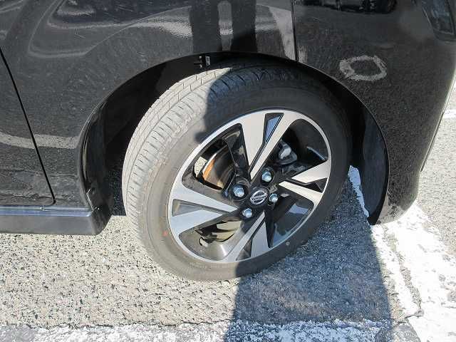 Nissan DAYZ 2022-03 196307-17