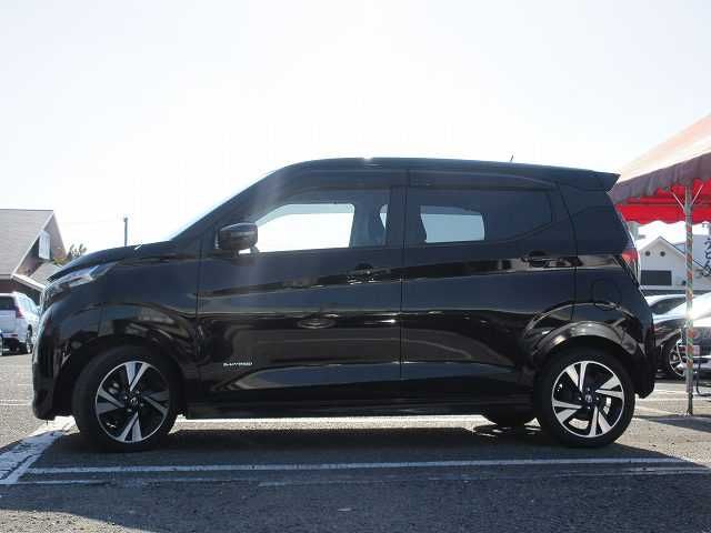 Nissan DAYZ 2022-03 196307-16