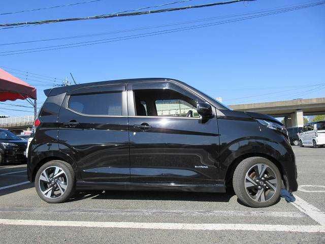 Nissan DAYZ 2022-03 196307-14