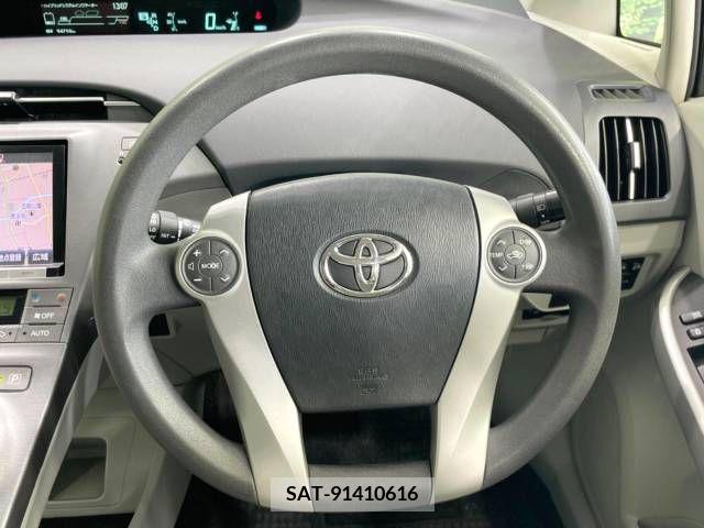Toyota PRIUS 2014-11 376683-11
