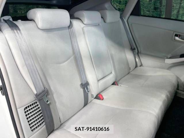 Toyota PRIUS 2014-11 376683-9
