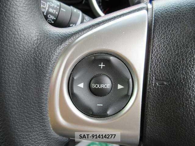 Honda N BOX CUSTOM 2015-02 278889-11