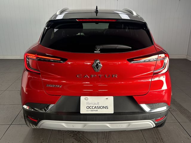 Renault CAPTUR 2022-06 18538-6