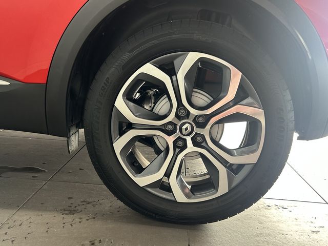Renault CAPTUR 2022-06 18538-10