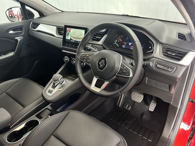 Renault CAPTUR 2022-06 18538-1