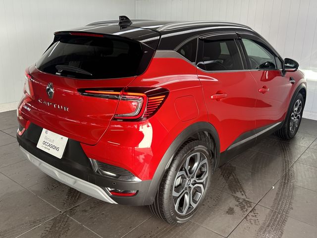 Renault CAPTUR 2022-06 18538-7