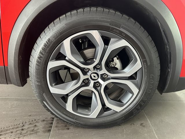 Renault CAPTUR 2022-06 18538-9