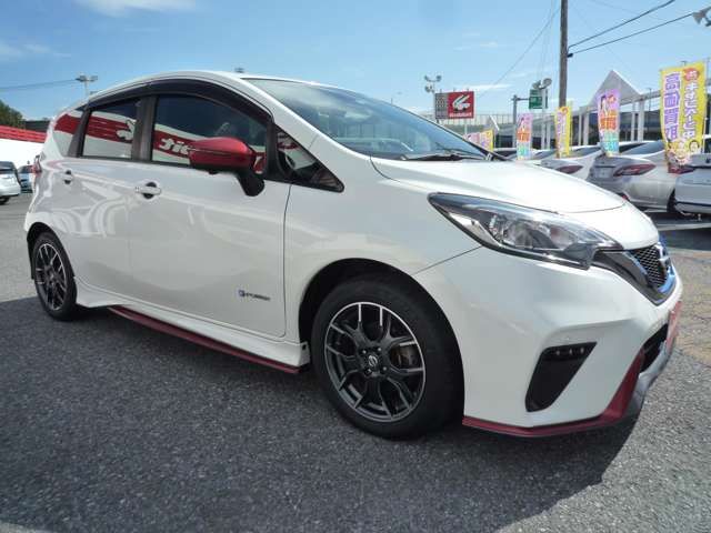 Nissan NOTE 2017-05 27448-5